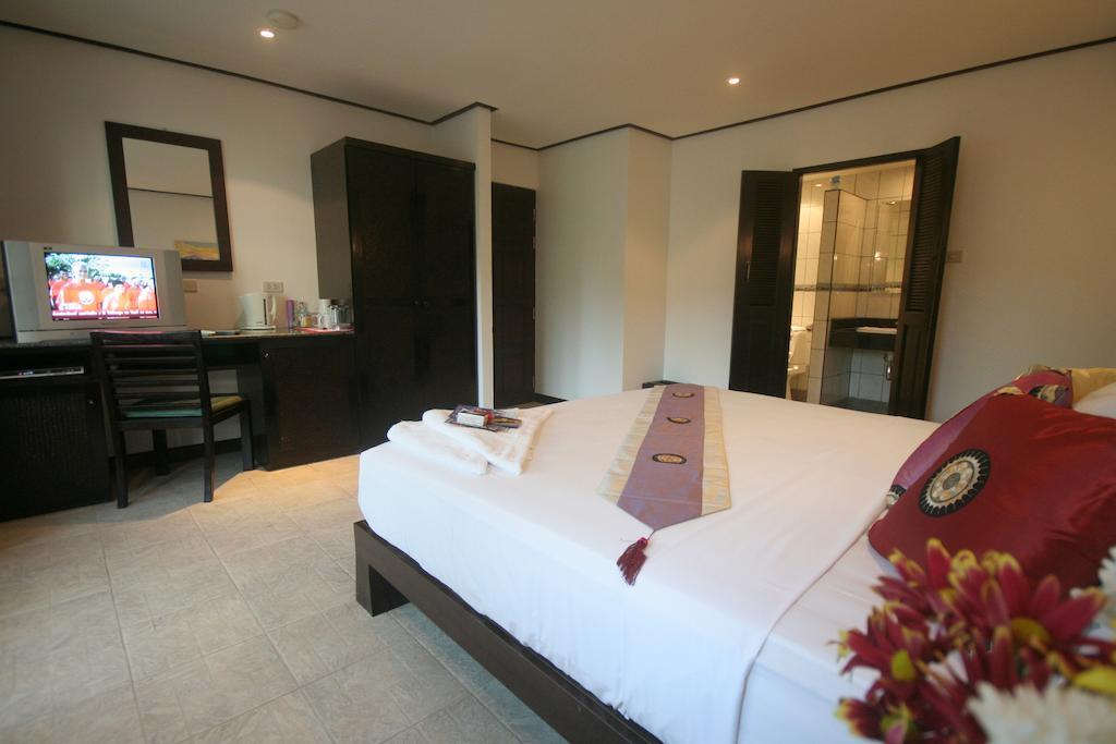 Angus O'Tool'S Guesthouse Karon Kamer foto